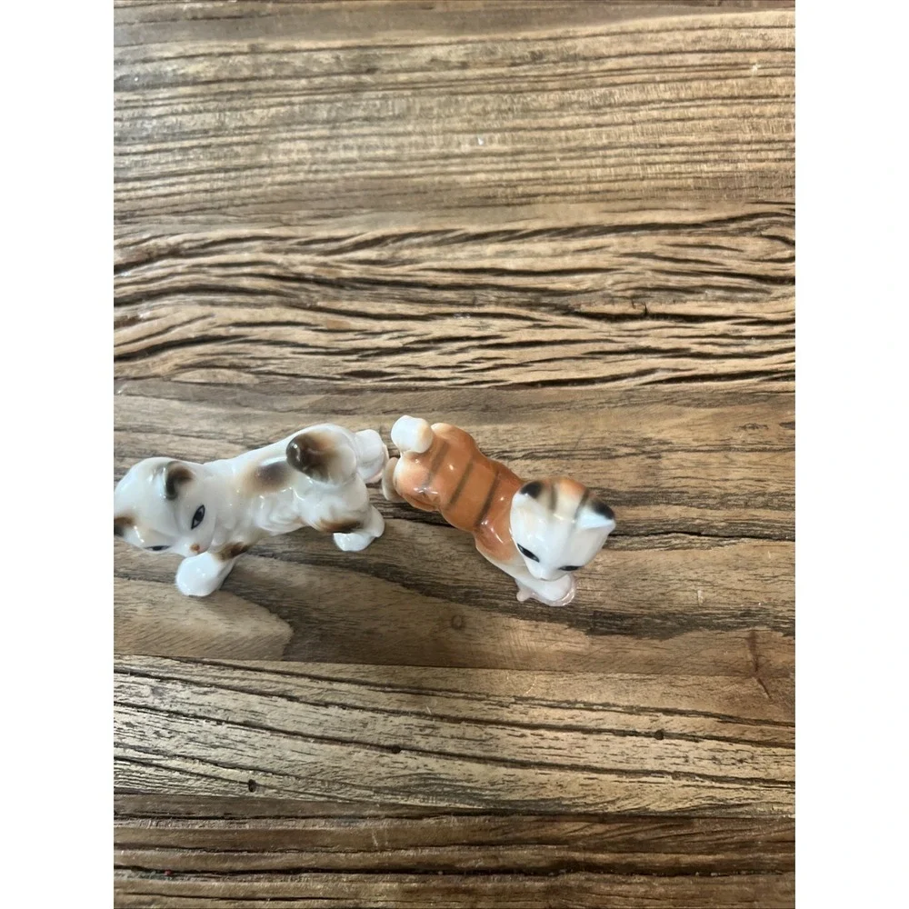 Vtg Miniature Hand‎ Painted Cat Kitten Figurines Trinket Lot Of 2